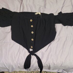 Cute black crop topped t-shirt